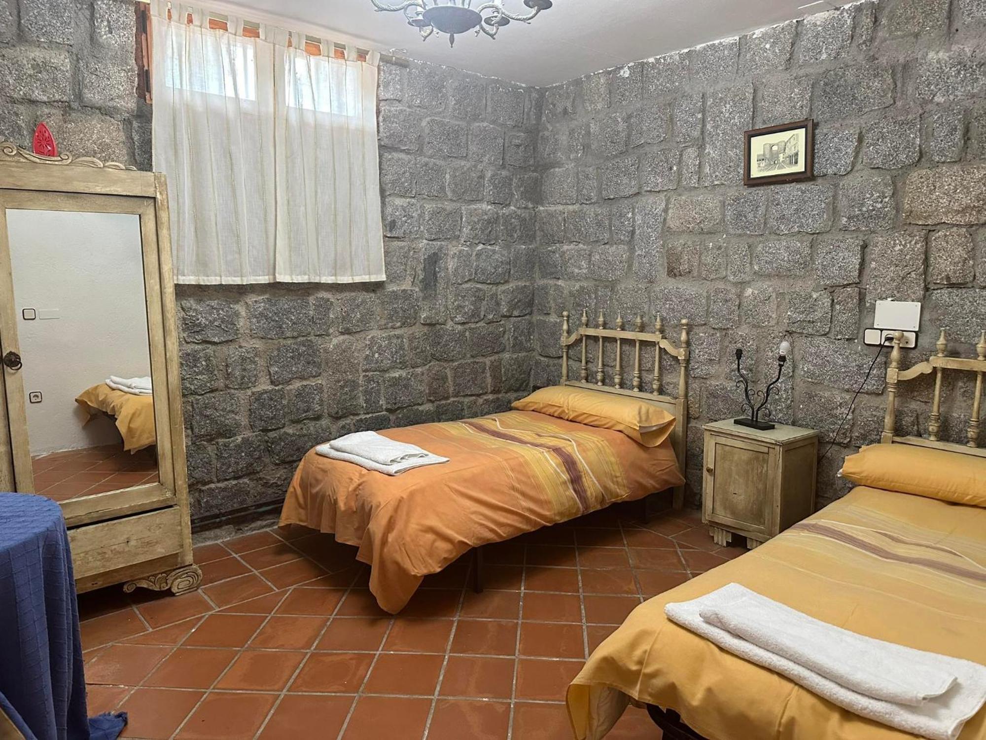 Casa Rural El Cordel La Serrada ภายนอก รูปภาพ